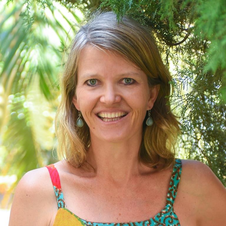 Kirsten 2018 cropped copy