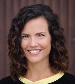 HEADSHOT (1) Katie Fowle